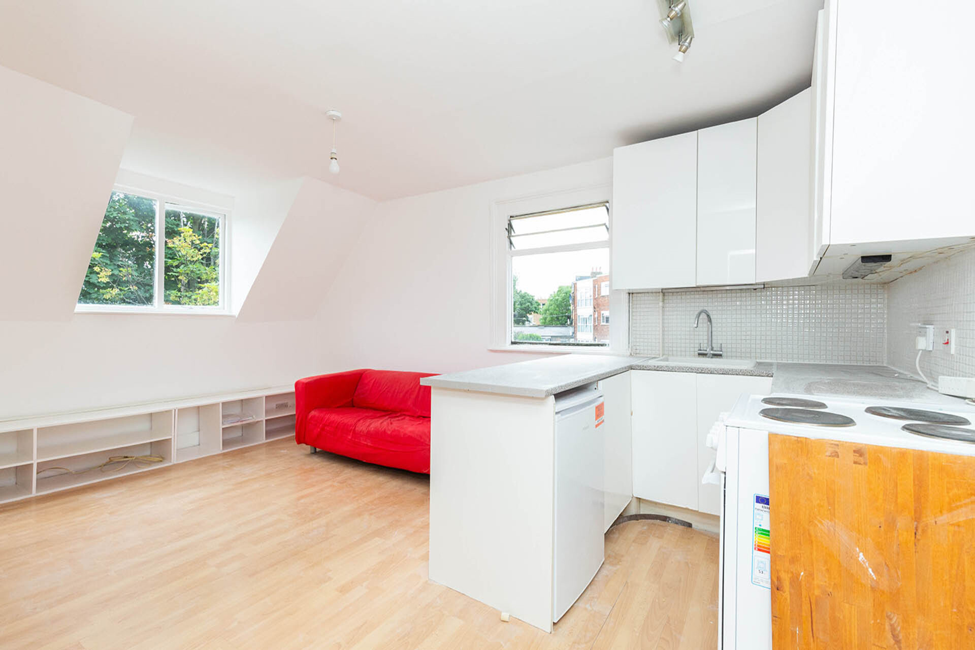 Newnham Road, Wood Green